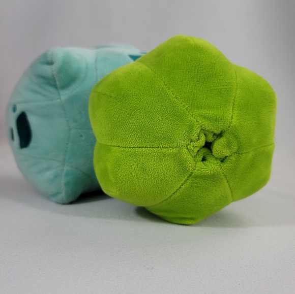 Pokemon Bulbasaur Plush - Picture 10 of 13